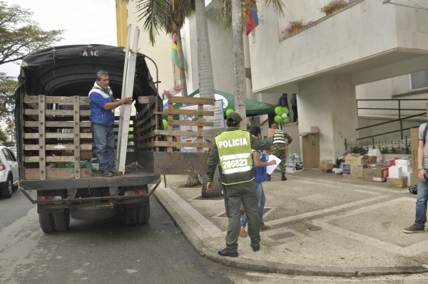 12 empresas entregaron sus residuos posconsumo en la CDMB