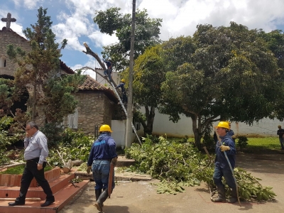 Cuadrilla de la CDMB apoya emergencia en Batallón Caldas