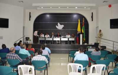 CDMB asiste a debate en la Asamblea sobre la situación socioeconómica de Sotonorte