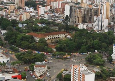 CDMB no autorizará talar ningún árbol en la Normal Superior