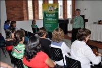 CDMB capacita a docentes del Inem