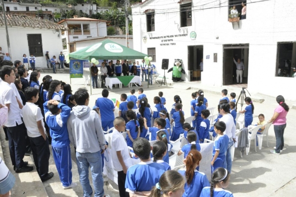 Ambiente para la Gente llegó a Tona