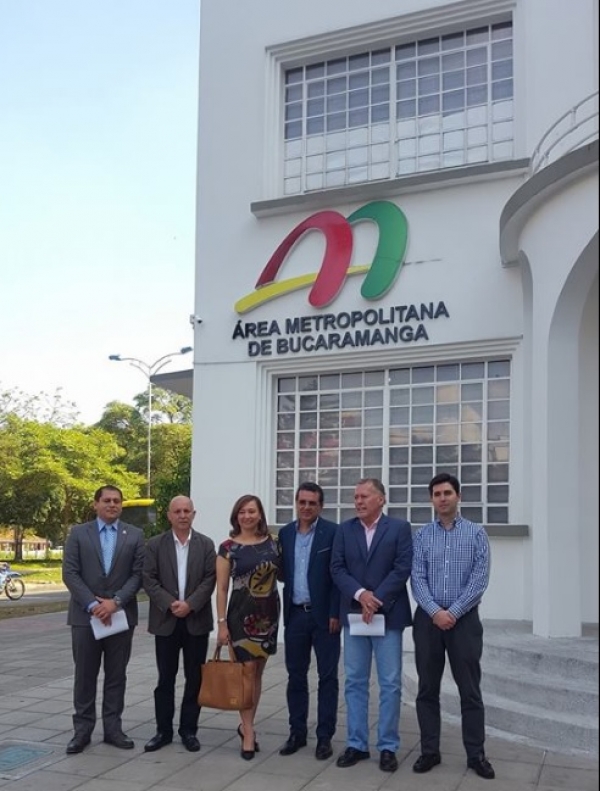 CDMB firma convenio para compartir información técnica